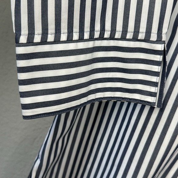 Foxcroft NYC Heritage Non Iron Grey and White Striped Button Down Shirt Size 12 - Picture 4 of 10